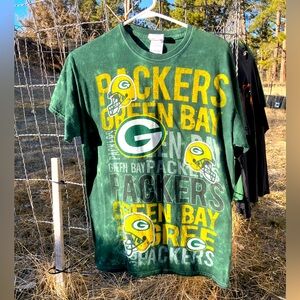 Vintage NFL Collectible Green Bay Packers Graphic T-Shirt. Size M